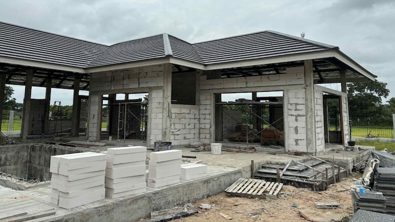 รับสร้างบ้านอำเภอศีขรภูมิ